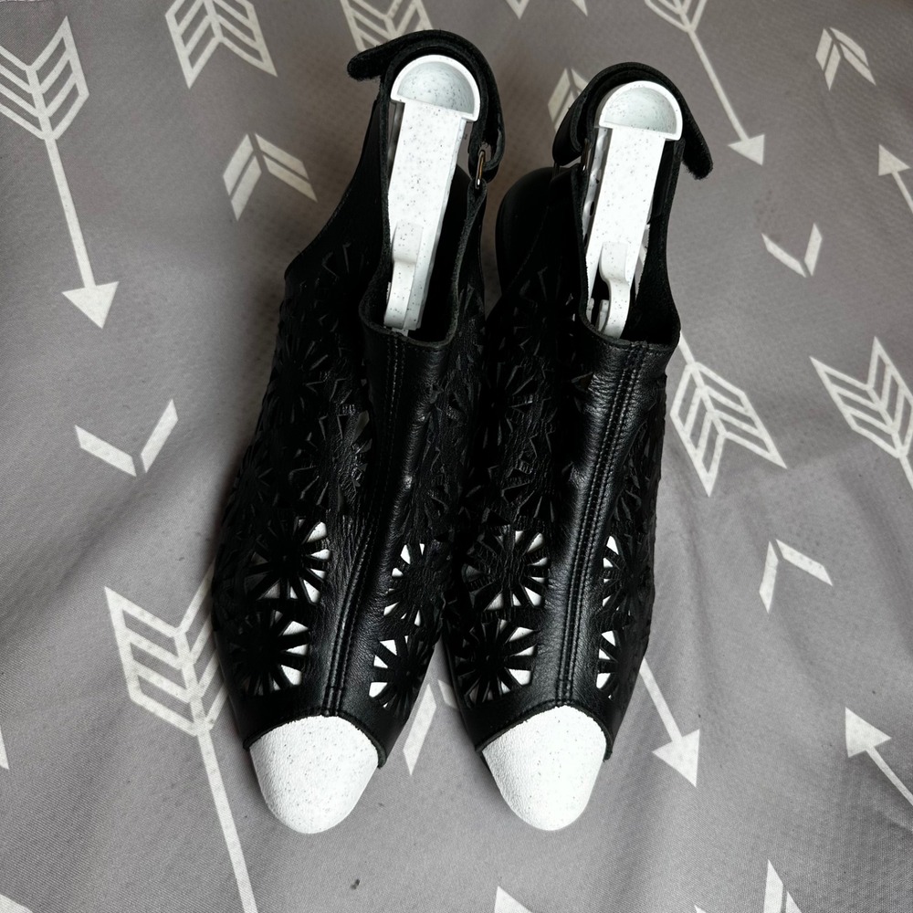 Arche Laser Cut Leather Slingback Heels White Toe Black Wedges Size 39